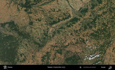 Yonne. Copernicus Sentinel 'in Eylül 2023' te çekilmiş uydu görüntüsü üzerine Fransa 'nın idari bölgesi.