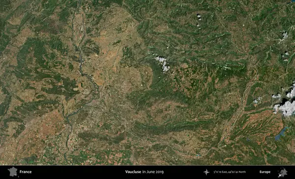 Vaucluse. Copernicus Sentinel 'in Haziran 2019' da çekilmiş uydu görüntüsü üzerine Fransa 'nın idari bölgesi.