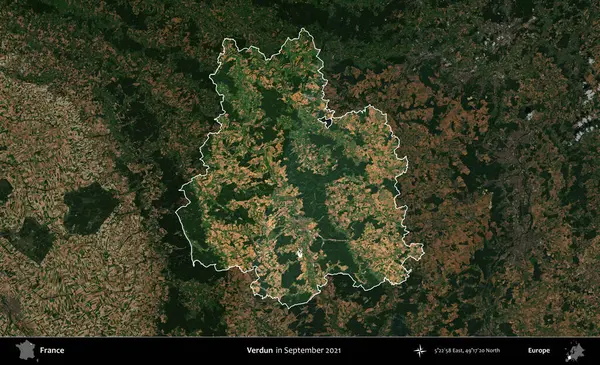 Verdun. Fransa 'nın idari alanı, Eylül 2021' de çekilen Kopernik Sentinel karolarından oluşan koyu renkli bir uydu görüntüsü üzerinde vurgulandı ve özetlendi.