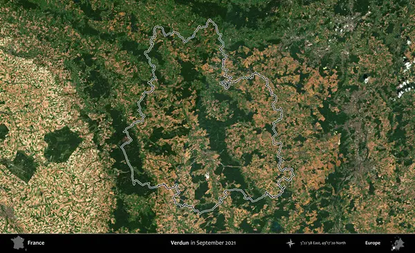 Verdun. Eylül 2021 'de çekilen Copernicus Sentinel karolarından oluşan bir uydu görüntüsünde Fransa' nın idari bölgesinin ana hatlarını çizdim.