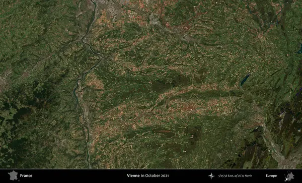 Vienne. Copernicus Sentinel 'in Ekim 2021' de çekilmiş uydu görüntüsü üzerine Fransa 'nın idari bölgesi.