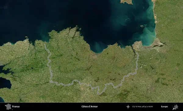 Cotes-d'Armor. B uydusundaki görüntülerde Fransa 'nın idari bölgesinin ana hatları belirlenmiş.