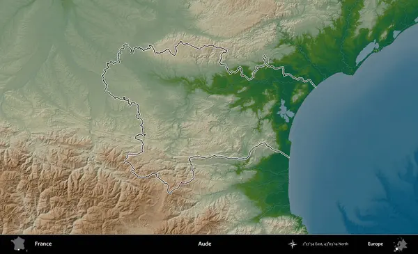 Aude. Renkli bir yükseklik haritasında Fransa 'nın ana yönetim alanı belirtilmiş