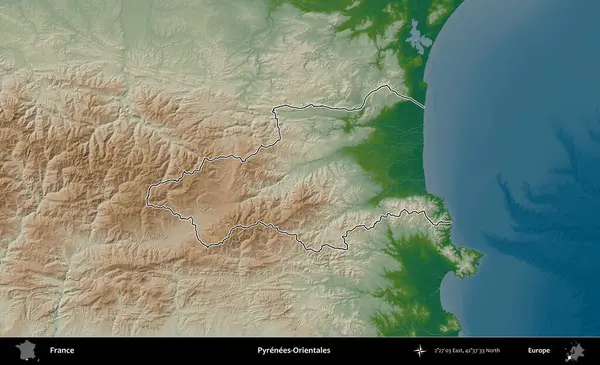 Pirenes-Orientales. Renkli bir yükseklik haritasında Fransa 'nın ana yönetim alanı belirtilmiş