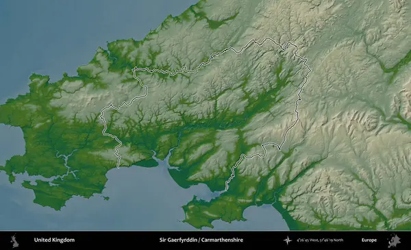 Sör Gaerfyrddin / Carmarthenshire. Renkli bir yükseklik haritasında Birleşik Krallık 'ın özetlenmiş yönetim alanı