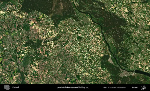Powiat aleksanhipski. Copernicus Sentinel 'in Mayıs 2017' de çekilmiş uydu görüntüsü üzerine Polonya 'nın idari bölgesi.