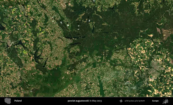 powiat augustowski. Copernicus Sentinel 'in Mayıs 2023' te çekilmiş uydu görüntüsü üzerine Polonya 'nın idari bölgesi.