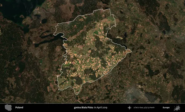 gmina Biala Piska. Polonya 'nın idari alanı, Nisan 2019' da çekilen Kopernik Nöbetçi karolarından oluşan koyu renkli bir uydu görüntüsü üzerine vurgulandı ve özetlendi.
