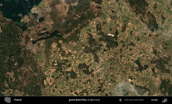 gmina Biala Piska. Nisan 2019 'da çekilen Kopernik Sentinel karolarından oluşan bir uydu görüntüsü üzerine Polonya' nın idari bölgesi