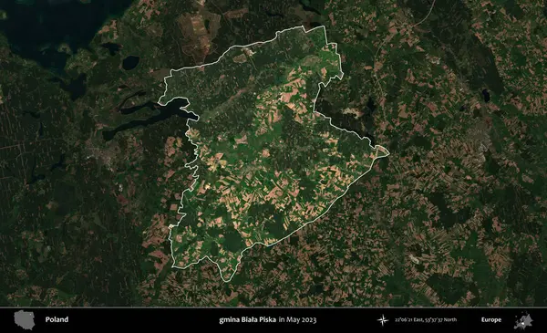 gmina Biala Piska. Polonya 'nın idari alanı, Mayıs 2023' te çekilen Kopernik Nöbetçi karolarından oluşan koyu renkli bir uydu görüntüsü üzerinde vurgulandı ve özetlendi.