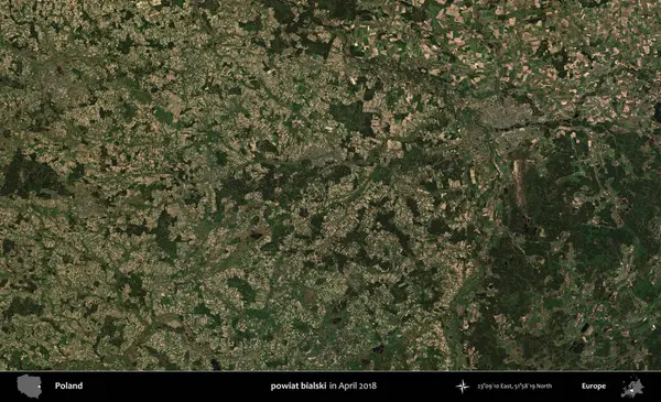 powiat bialski. Nisan 2018 'de çekilen Kopernik Sentinel karolarından oluşan bir uydu görüntüsü üzerine Polonya' nın idari bölgesi