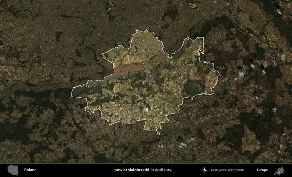 powiat bialobrzeski. Polonya 'nın idari alanı, Nisan 2019' da çekilen Kopernik Nöbetçi karolarından oluşan koyu renkli bir uydu görüntüsü üzerine vurgulandı ve özetlendi.