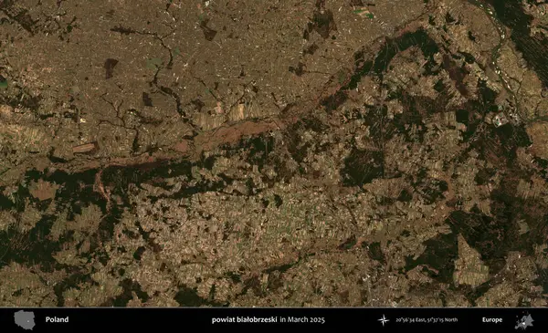 powiat bialobrzeski. Copernicus Sentinel 'in Mart 2025' te çekilmiş uydu görüntüsü üzerine Polonya 'nın idari bölgesi