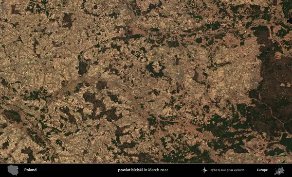 powiat bielski. Copernicus Sentinel 'in Mart 2022' de çekilmiş uydu görüntüsü üzerine Polonya 'nın idari bölgesi.