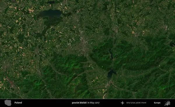 powiat bielski. Copernicus Sentinel 'in Mayıs 2017' de çekilmiş uydu görüntüsü üzerine Polonya 'nın idari bölgesi.