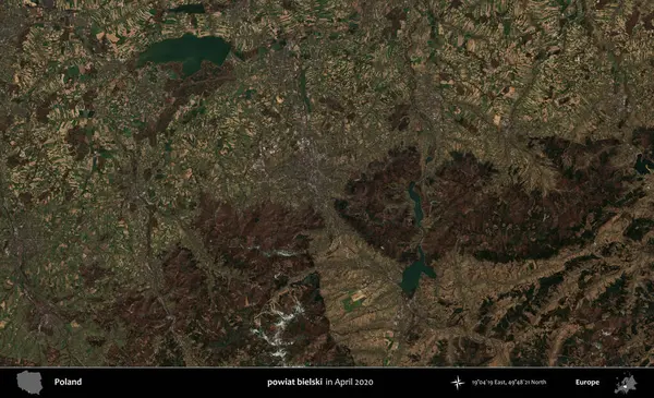 powiat bielski. Nisan 2020 'de Copernicus Sentinel karolarından oluşan bir uydu görüntüsü üzerine Polonya' nın idari bölgesi
