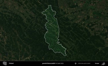 powiat bieszczadzki. Polonya 'nın idari alanı, Haziran 2022' de çekilen Kopernik Nöbetçi karolarından oluşan koyu renkli bir uydu görüntüsü üzerine vurgulandı ve özetlendi.
