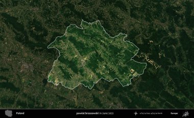 powiat brzozowski. Polonya 'nın idari alanı, Haziran 2022' de çekilen Kopernik Nöbetçi karolarından oluşan koyu renkli bir uydu görüntüsü üzerine vurgulandı ve özetlendi.