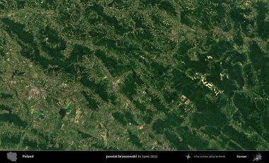 powiat brzozowski. Copernicus Sentinel 'in Haziran 2022' de çekilmiş uydu görüntüsü üzerine Polonya 'nın idari bölgesi.