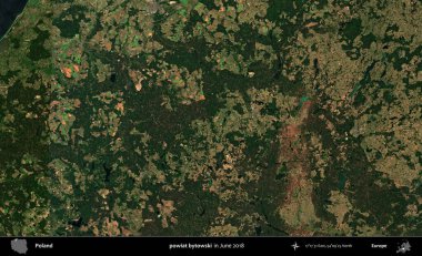 powiat bytowski. Copernicus Sentinel 'in Haziran 2018' de çekilmiş uydu görüntüsü üzerine Polonya 'nın idari bölgesi