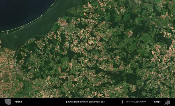 powiat braniewski. Copernicus Sentinel 'in Eylül 2021' de çekilen uydu görüntüsü üzerine Polonya 'nın idari bölgesi