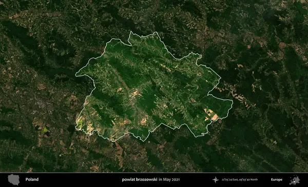 powiat brzozowski. Polonya 'nın idari alanı, Mayıs 2021' de çekilen Kopernik Nöbetçi karolarından oluşan koyu renkli bir uydu görüntüsüyle vurgulandı ve özetlendi