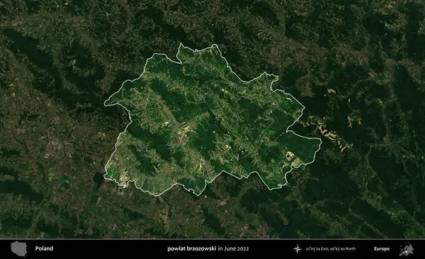 powiat brzozowski. Polonya 'nın idari alanı, Haziran 2022' de çekilen Kopernik Nöbetçi karolarından oluşan koyu renkli bir uydu görüntüsü üzerine vurgulandı ve özetlendi.