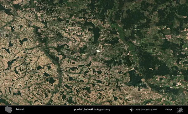 powiat chelmski. Copernicus Sentinel 'in Ağustos 2019' da çekilmiş uydu görüntüsü üzerine Polonya 'nın idari bölgesi.