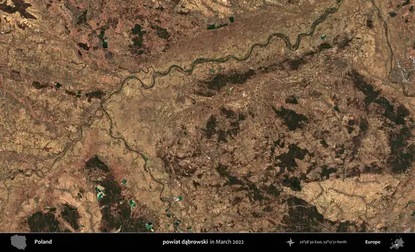 powiat dabrowski. Copernicus Sentinel 'in Mart 2022' de çekilmiş uydu görüntüsü üzerine Polonya 'nın idari bölgesi.