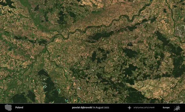 powiat dabrowski. Copernicus Sentinel 'in Ağustos 2022' de çekilmiş uydu görüntüsü üzerine Polonya 'nın idari bölgesi.