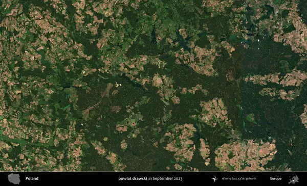 powiat drawski. Eylül 2023 'te Copernicus Sentinel karolarından oluşan uydu görüntüsü üzerine Polonya' nın idari bölgesi