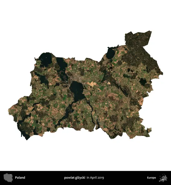 powiat gizycki. Polonya idari bölgesi, Nisan 2019 'da çekilen Kopernik Nöbetçi karolarından oluşan bir uydu görüntüsü üzerinde beyaza izole edildi.