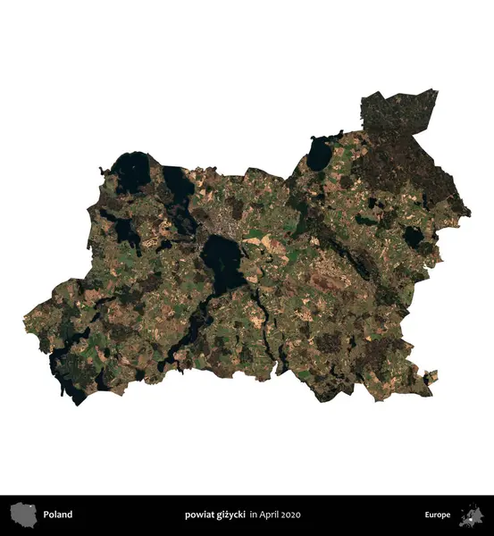 powiat gizycki. Polonya idari bölgesi, Nisan 2020 'de çekilen Kopernik Nöbetçi karolarından oluşan bir uydu görüntüsü üzerinde beyaza izole edildi.