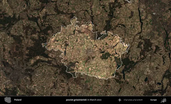 powiat gnieznienski. Polonya 'nın idari alanı, Mart 2022' de çekilen Kopernik Nöbetçi karolarından oluşan koyu renkli bir uydu görüntüsü üzerine vurgulandı ve özetlendi.