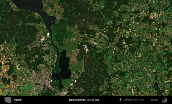 gmina Goleniow. Copernicus Sentinel 'in Haziran 2018' de çekilmiş uydu görüntüsü üzerine Polonya 'nın idari bölgesi