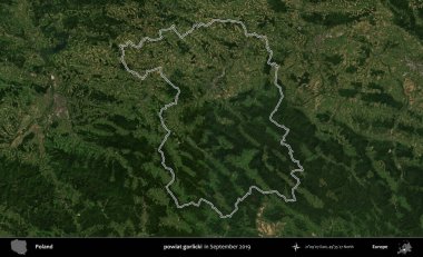 powiat gorlicki. Eylül 2019 'da çekilen Kopernik Nöbetçi karolarından oluşan bir uydu görüntüsü üzerine Polonya' nın idari bölgesinin ana hatlarını çizdim.