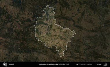 wojewodz2 wielkopolskie. Polonya 'nın idari alanı, Ekim 2018' de çekilen Kopernik Nöbetçi karolarından oluşan koyu renkli bir uydu görüntüsü üzerine vurgulandı ve özetlendi