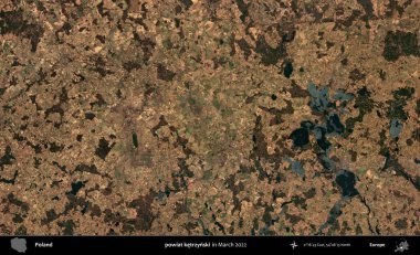 powiat ketrzynski. Copernicus Sentinel 'in Mart 2022' de çekilmiş uydu görüntüsü üzerine Polonya 'nın idari bölgesi.