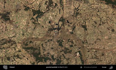powiat koninski. Copernicus Sentinel 'in Mart 2022' de çekilmiş uydu görüntüsü üzerine Polonya 'nın idari bölgesi.
