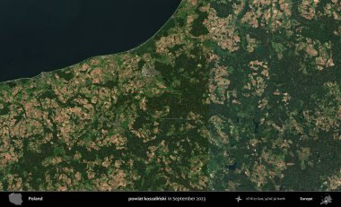 powiat koszalinski. Eylül 2023 'te Copernicus Sentinel karolarından oluşan uydu görüntüsü üzerine Polonya' nın idari bölgesi