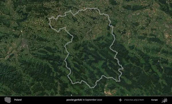 powiat gorlicki. Eylül 2020 'de çekilen Kopernik Nöbetçi karolarından oluşan bir uydu görüntüsü üzerine Polonya' nın idari bölgesinin ana hatlarını çizdim.