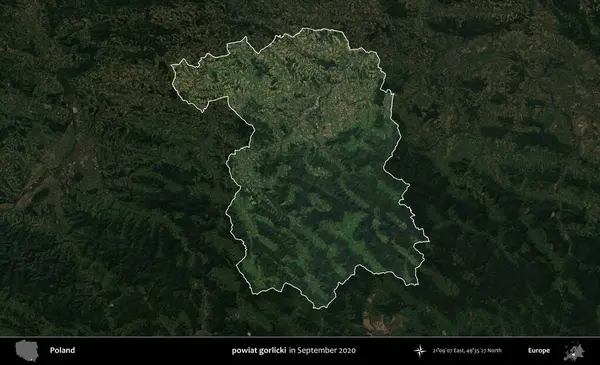 powiat gorlicki. Polonya 'nın idari alanı, Eylül 2020' de çekilen Kopernik Nöbetçi karolarından oluşan koyu renkli bir uydu görüntüsü üzerine vurgulandı ve özetlendi