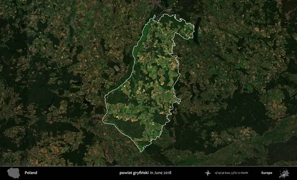 powiat gryfinski. Polonya 'nın idari alanı, Haziran 2018' de çekilen Kopernik Nöbetçi karolarından oluşan koyu renkli bir uydu görüntüsüyle vurgulandı ve özetlendi