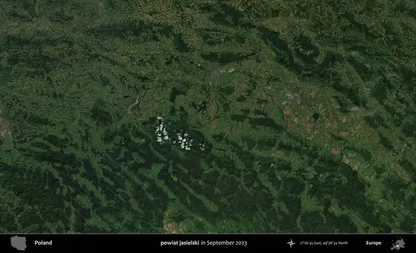 Powiat Jaselski. Eylül 2023 'te Copernicus Sentinel karolarından oluşan uydu görüntüsü üzerine Polonya' nın idari bölgesi