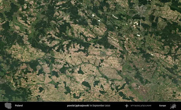 powiat jedrzejowski. Eylül 2020 'de Copernicus Sentinel karolarından oluşan bir uydu görüntüsü üzerine Polonya' nın idari bölgesi