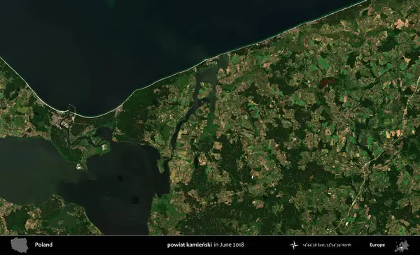 powiat kamienski. Copernicus Sentinel 'in Haziran 2018' de çekilmiş uydu görüntüsü üzerine Polonya 'nın idari bölgesi
