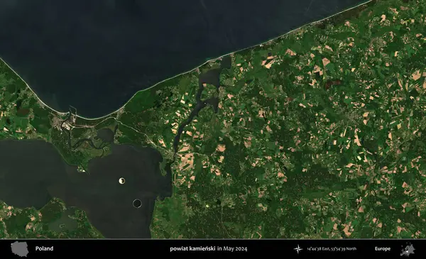 powiat kamienski. Mayıs 2024 'te Copernicus Sentinel karolarından oluşan uydu görüntüsü üzerine Polonya' nın idari bölgesi