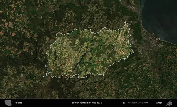 Powiat Karuski. Polonya 'nın idari alanı, Mayıs 2023' te çekilen Kopernik Nöbetçi karolarından oluşan koyu renkli bir uydu görüntüsü üzerinde vurgulandı ve özetlendi.