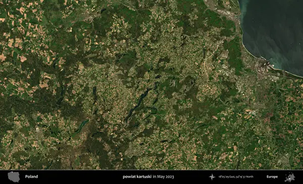 Powiat Karuski. Copernicus Sentinel 'in Mayıs 2023' te çekilmiş uydu görüntüsü üzerine Polonya 'nın idari bölgesi.