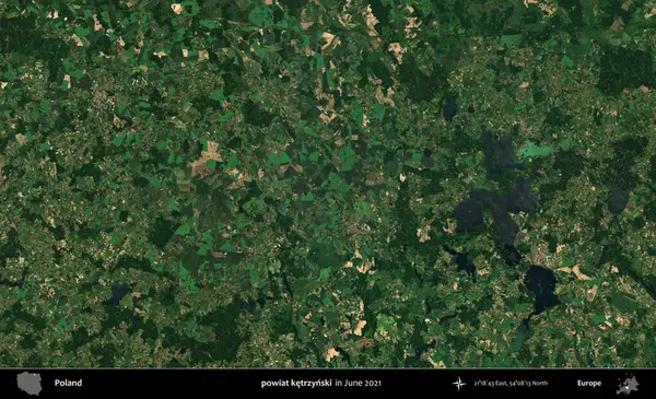 powiat ketrzynski. Copernicus Sentinel 'in Haziran 2021' de çekilmiş uydu görüntüsü üzerine Polonya 'nın idari bölgesi